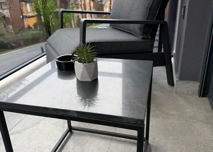 Palisad Hills アパート ズラティボール